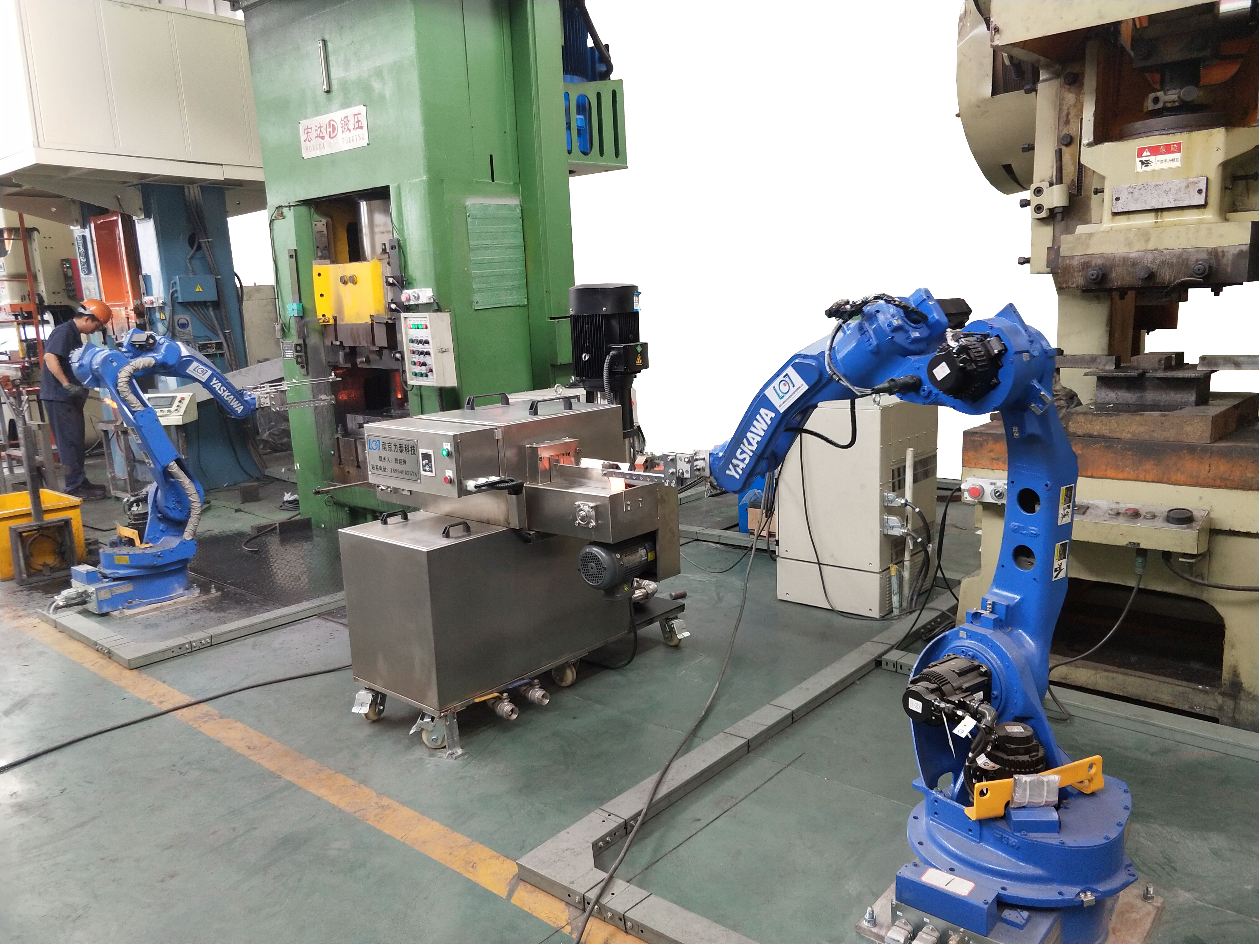 鍛造廠自動(dòng)化上下料機(jī)械手的功能與應(yīng)用